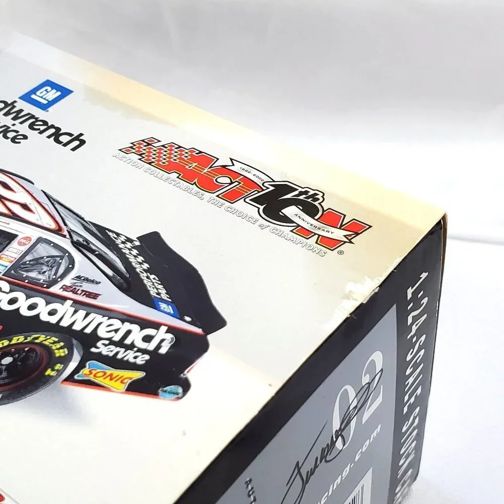 Kevin Harvick #29 2002 GM Goodwrench Service Monte Carlo 1:24 Limited 1 of 3144